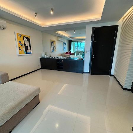 Modern 2-Bedroom Condo In Kamala Near The Beach Εξωτερικό φωτογραφία