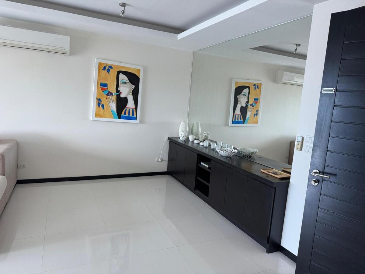 Modern 2-Bedroom Condo In Kamala Near The Beach Εξωτερικό φωτογραφία