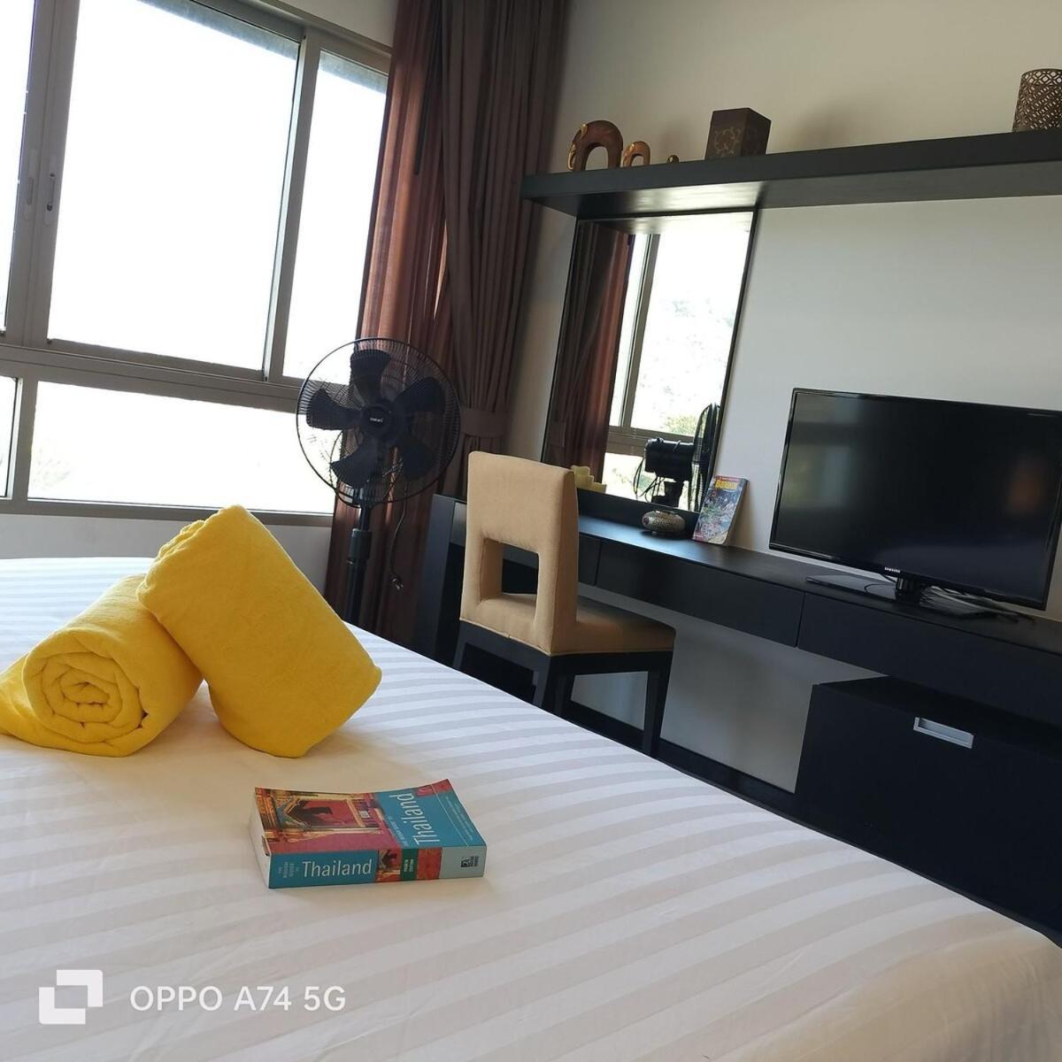 Modern 2-Bedroom Condo In Kamala Near The Beach Εξωτερικό φωτογραφία