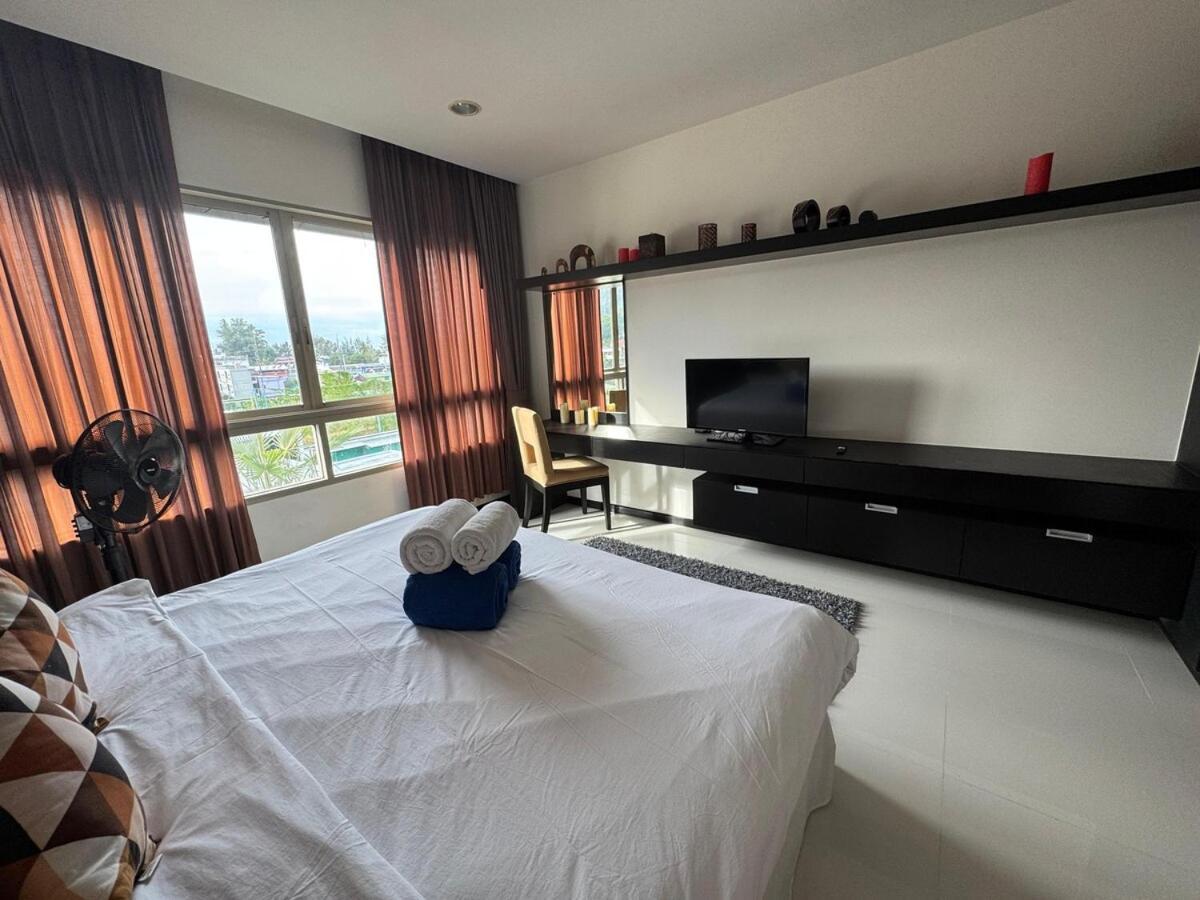 Modern 2-Bedroom Condo In Kamala Near The Beach Εξωτερικό φωτογραφία